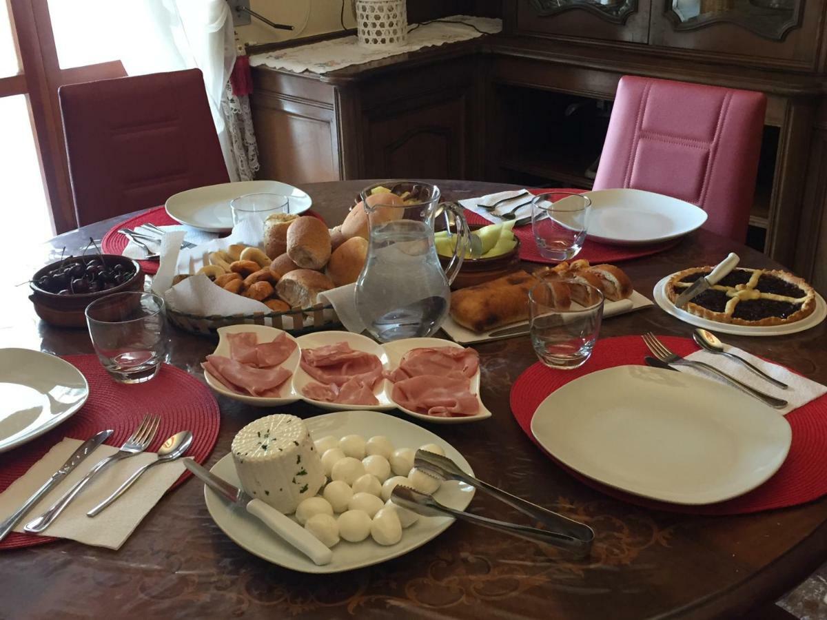 Bed and Breakfast La Dimora Di Vesta Лечче Екстер'єр фото